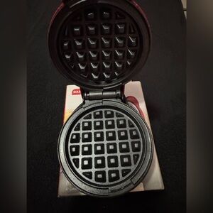 Waffle iron (mini)